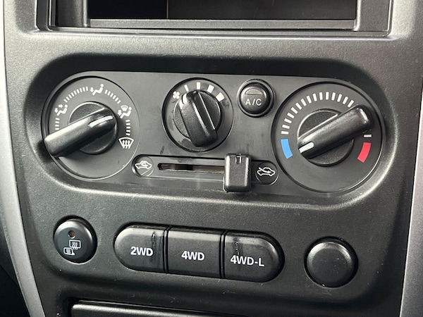 Used Suzuki Jimny 2016 for sale - 76262599: Photo 19