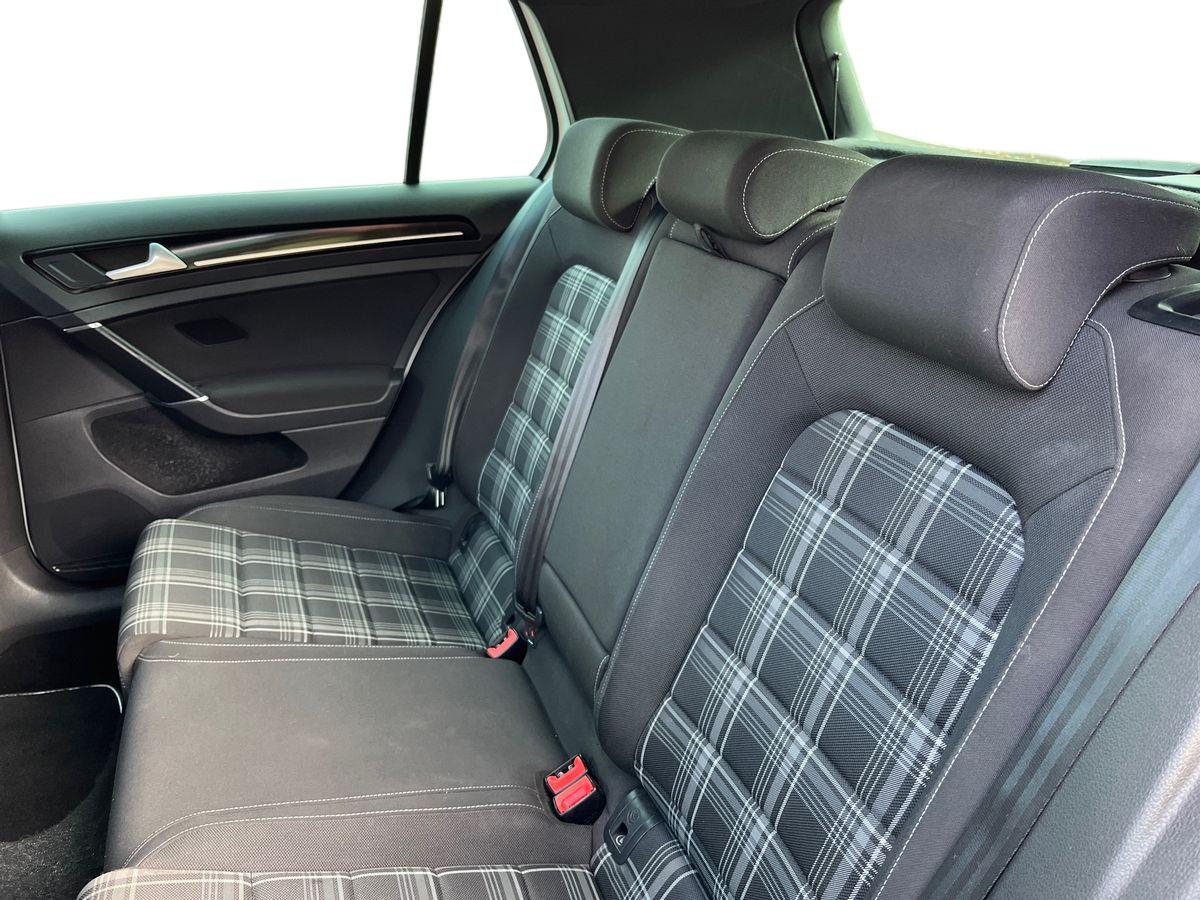 Used Volkswagen Golf 2015 for sale - 76329025: Photo 10