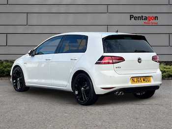 Used Volkswagen Golf 2015 for sale - 76329025: Photo