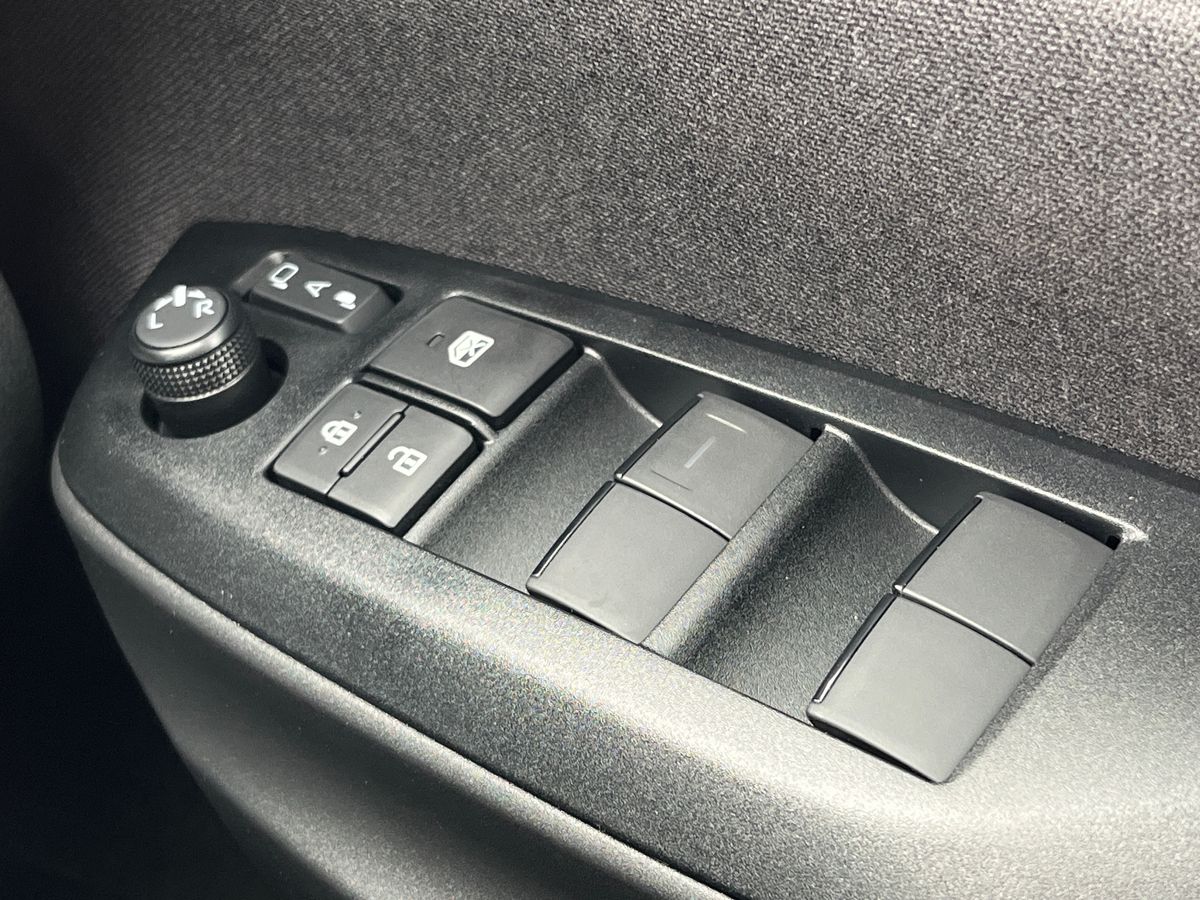 Used Mazda Mazda2 HYBRID 2025 for sale - 76591351: Photo 26