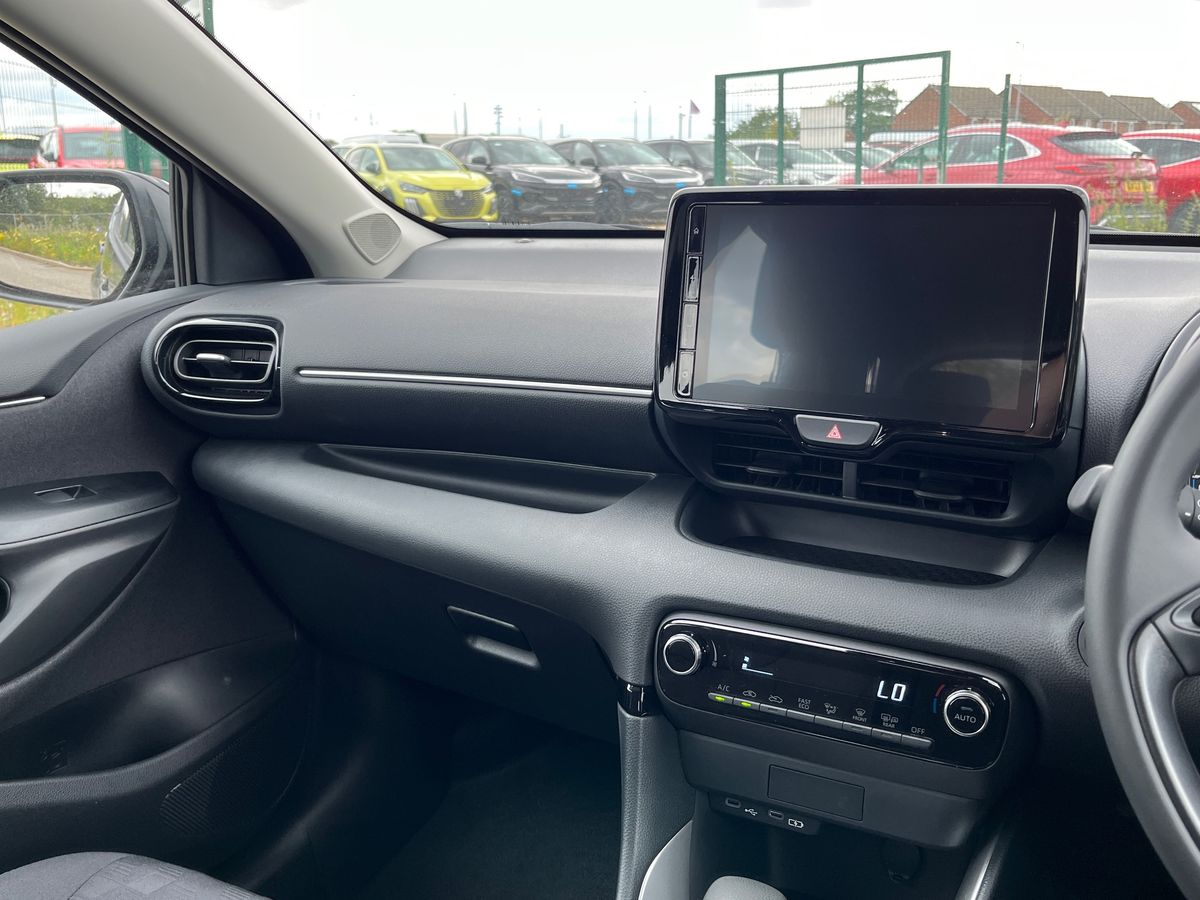 Used Mazda Mazda2 HYBRID 2025 for sale - 76591351: Photo 28