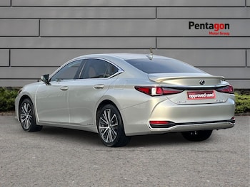 Used Lexus ES 2022 for sale - 76910893: Photo