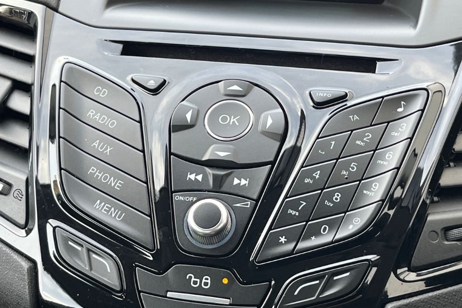 Used Ford Fiesta 2015 for sale - 76618422: Photo 20