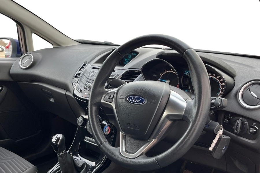 Used Ford Fiesta 2015 for sale - 76618422: Photo 5