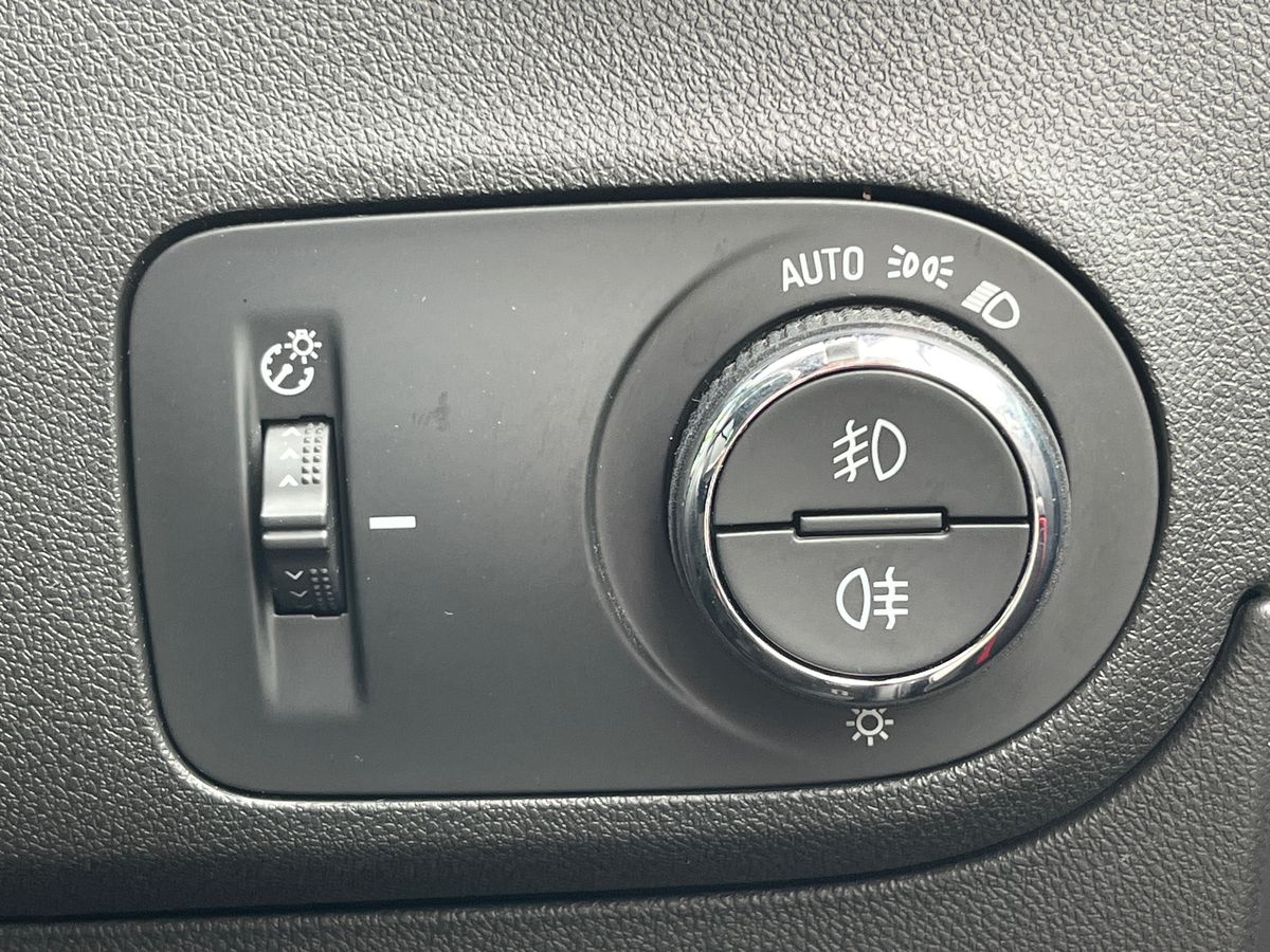 Used Vauxhall Crossland 2021 for sale - 76905867: Photo 27