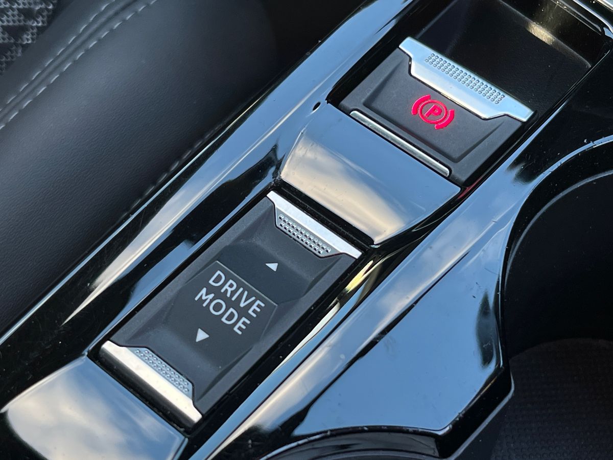 Used Peugeot 208 2020 for sale - 76010807: Photo 25