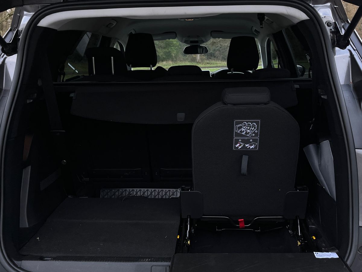 Used Peugeot 5008 2022 for sale - 76892953: Photo 11