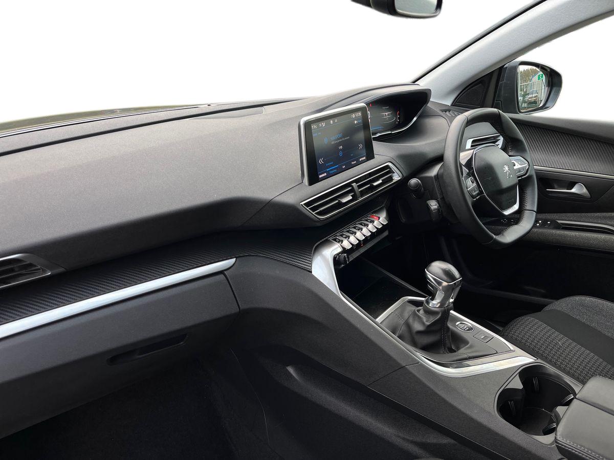 Used Peugeot 5008 2022 for sale - 76892953: Photo 8