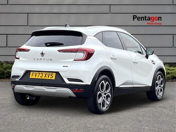 Used Renault Captur 2023 for sale - 76280732: Photo