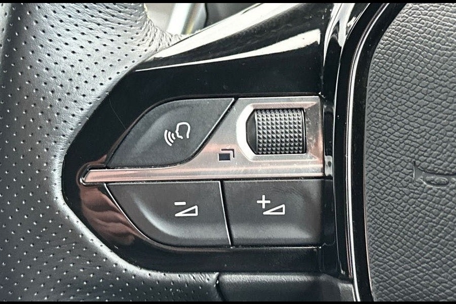 Used Peugeot 2008 2022 for sale - 76450216: Photo 34