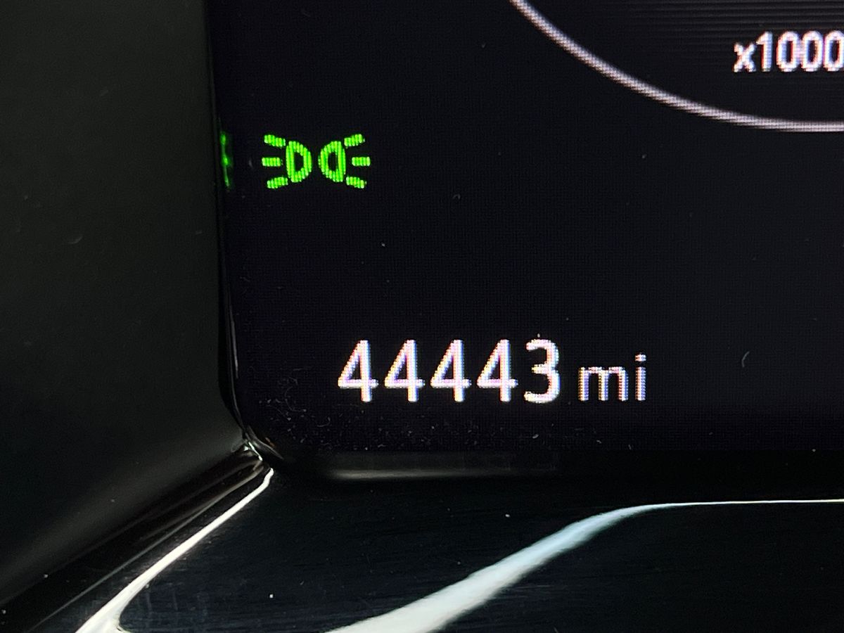 Vehicle 28