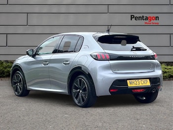 Used Peugeot 208 2023 for sale - 76193669: Photo 2