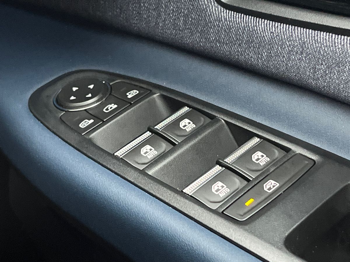 Used Renault 4 2025 for sale - 76547512: Photo 28