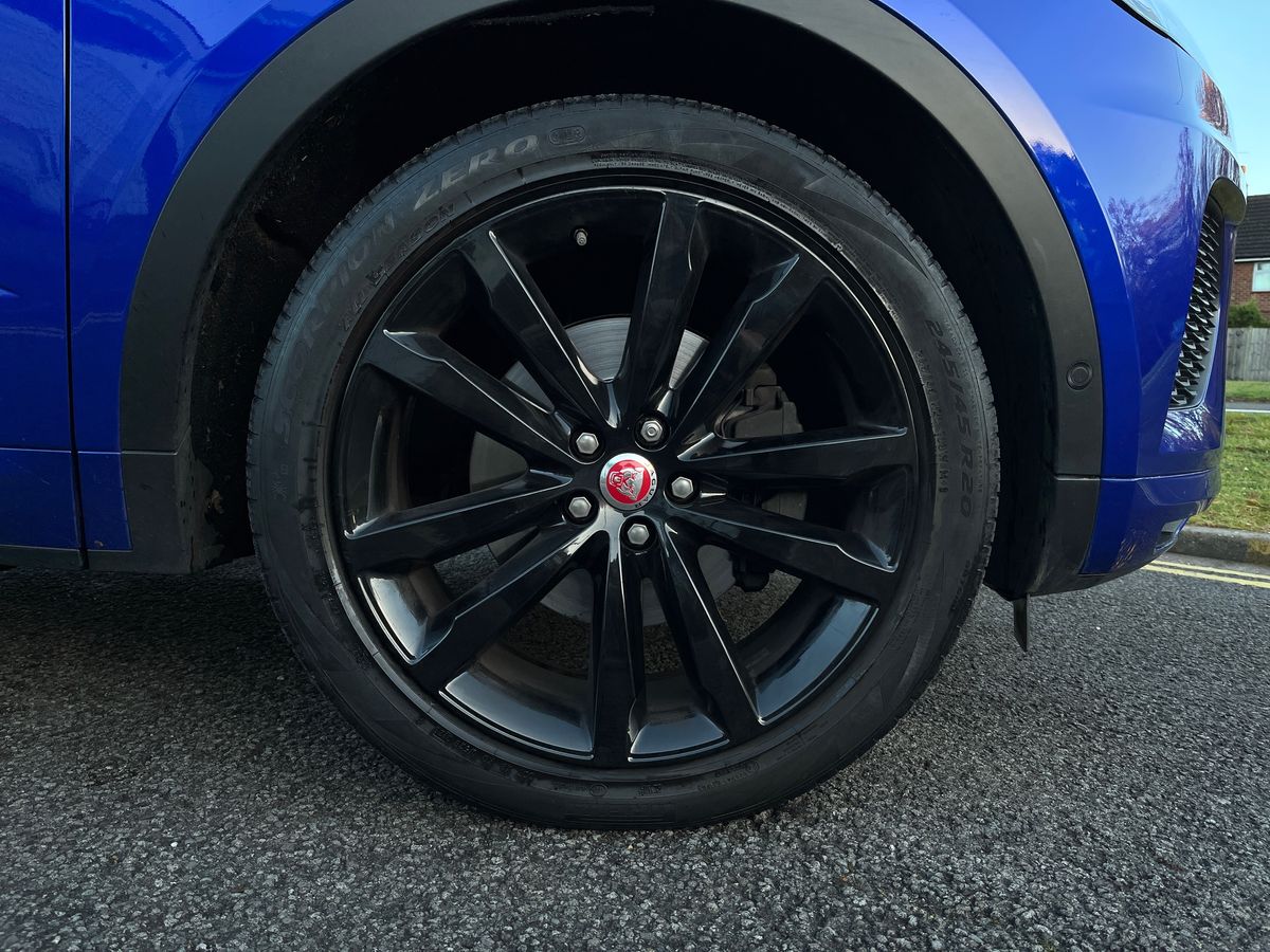 Used Jaguar E-Pace 2019 for sale - 76950973: Photo 17