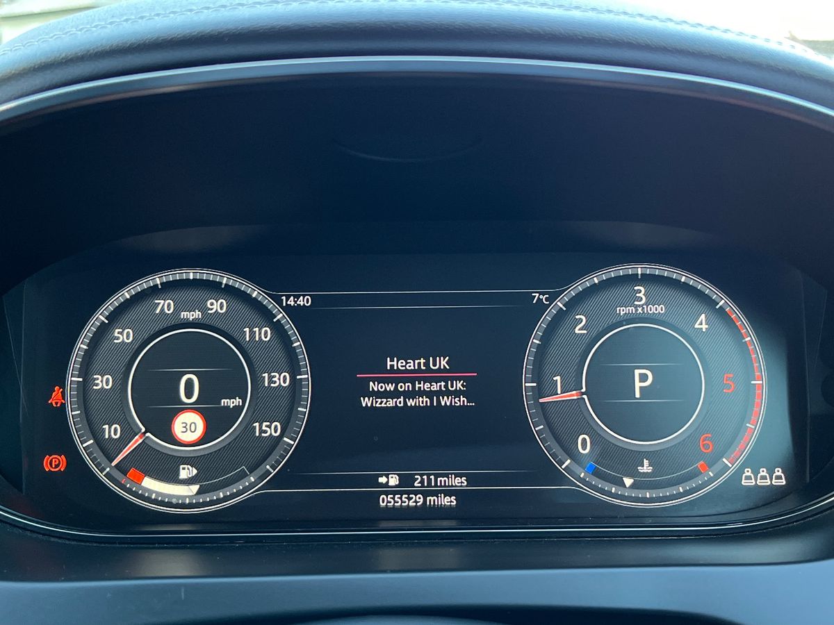 Used Jaguar E-Pace 2019 for sale - 76950973: Photo 25