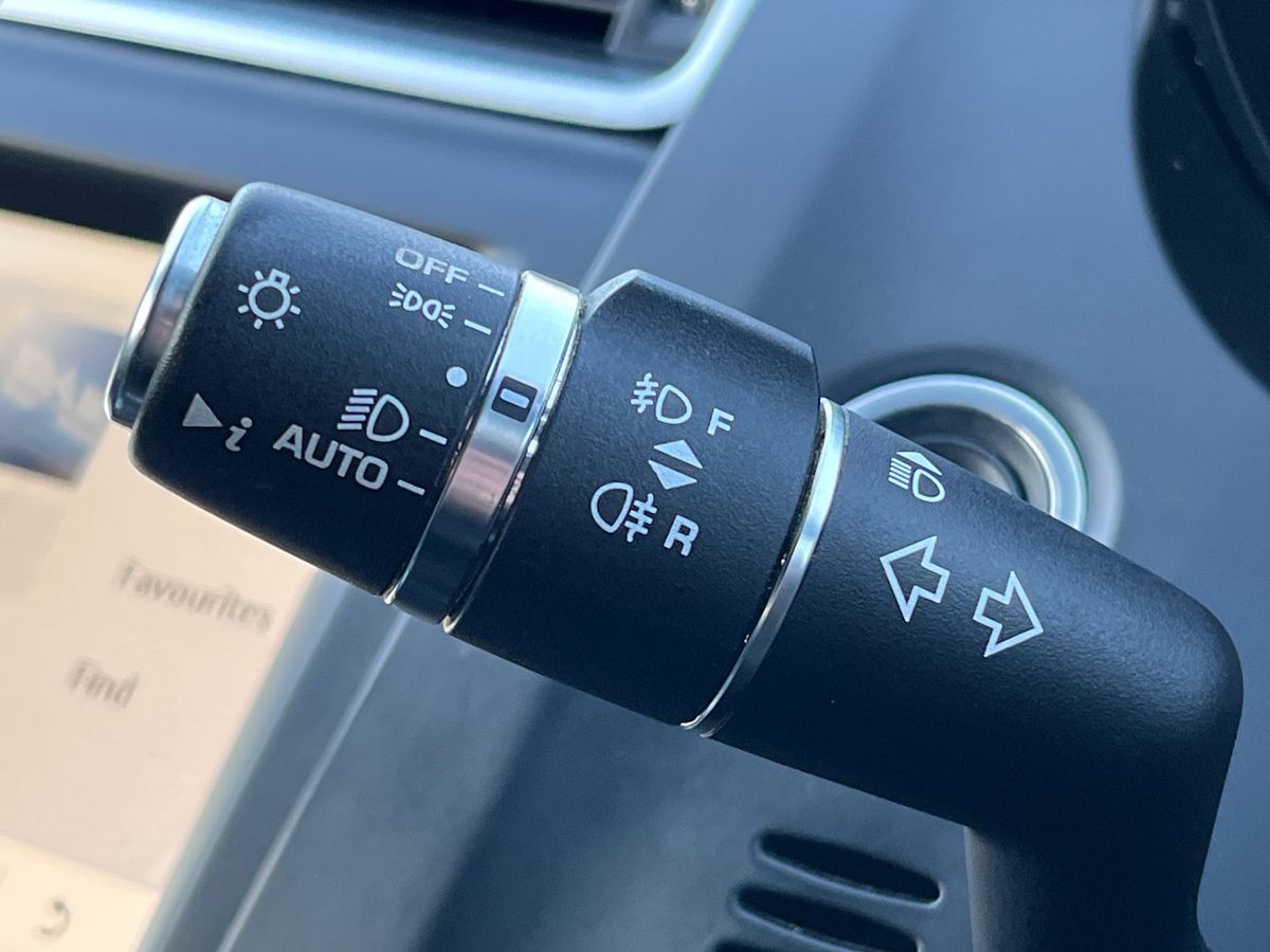 Used Jaguar E-Pace 2019 for sale - 76950973: Photo 27