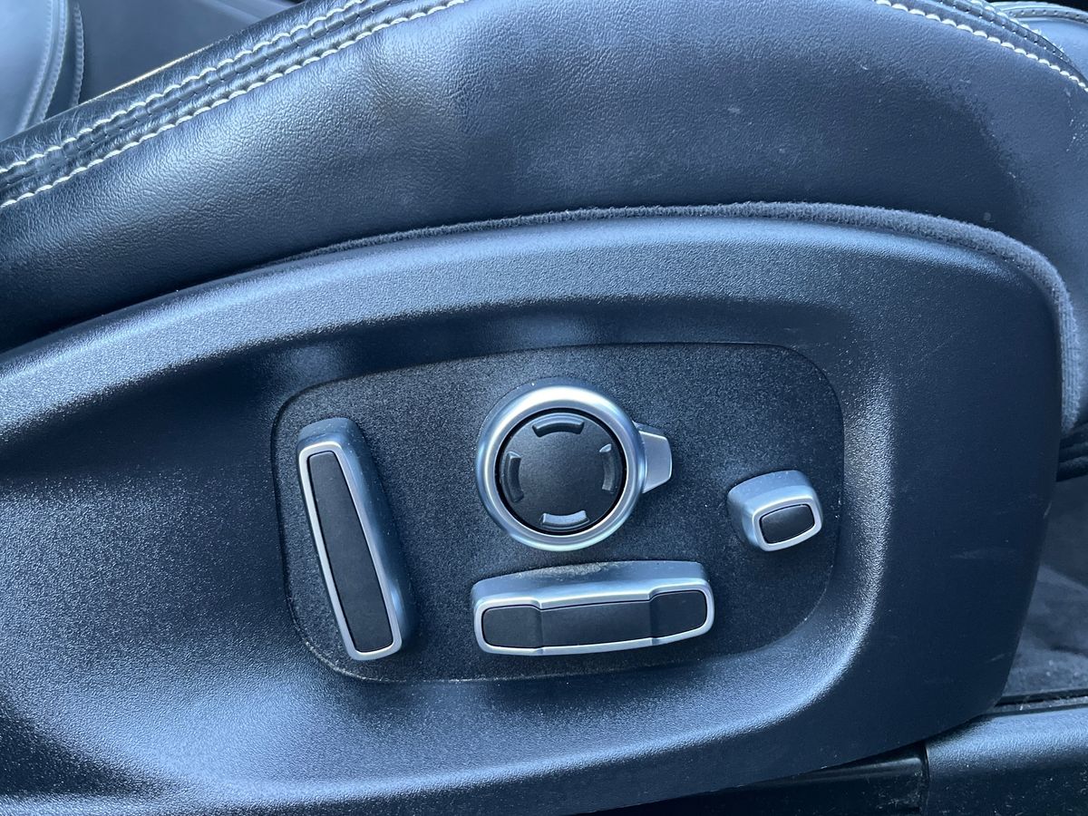 Used Jaguar E-Pace 2019 for sale - 76950973: Photo 28