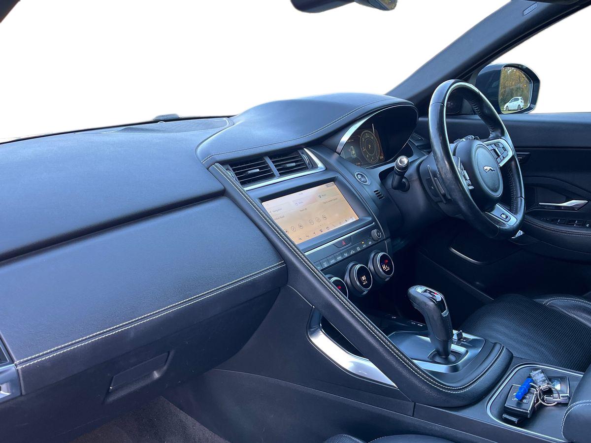 Used Jaguar E-Pace 2019 for sale - 76950973: Photo 8