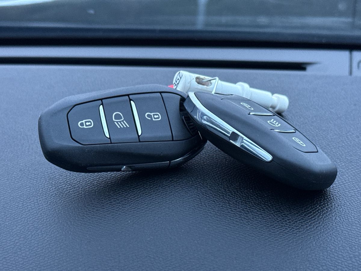 Used Peugeot 2008 2020 for sale - 77093663: Photo 28