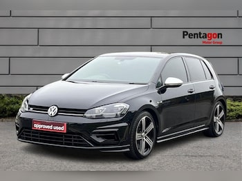 Used Volkswagen Golf 2017 for sale - 75759631: Photo