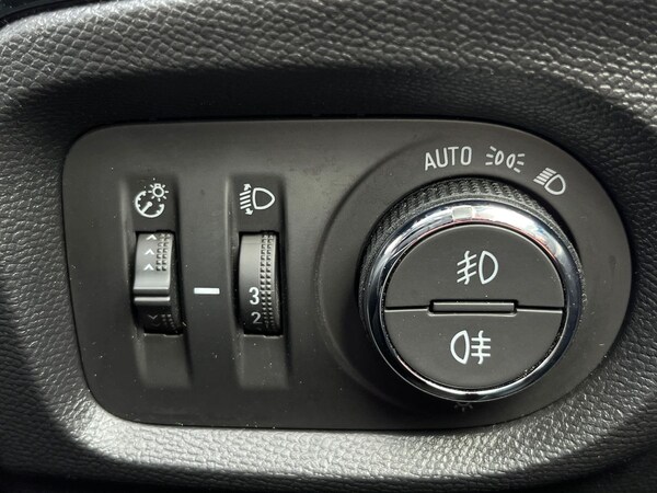 Used Vauxhall Corsa 2022 for sale - 74670186: Photo 28