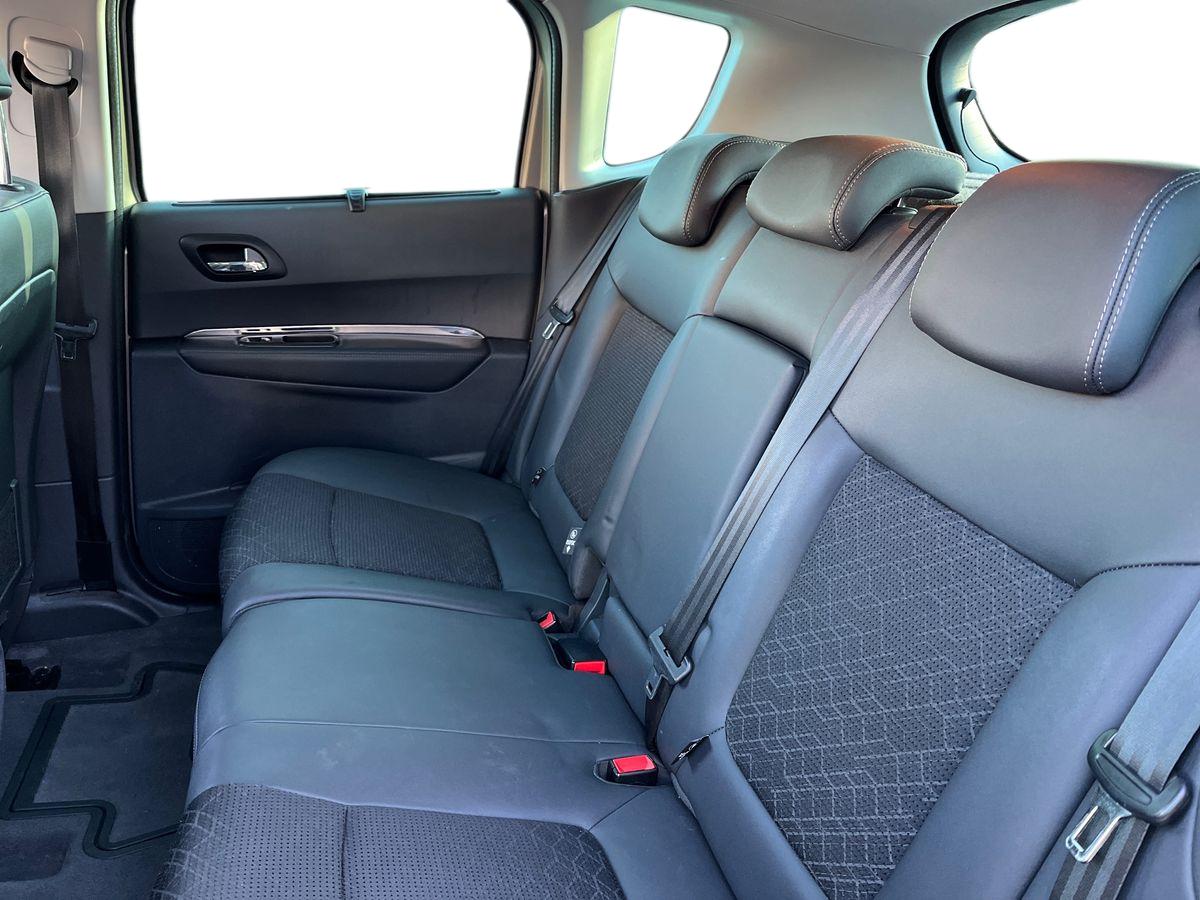 Used Peugeot 3008 2016 for sale - 76643201: Photo 10