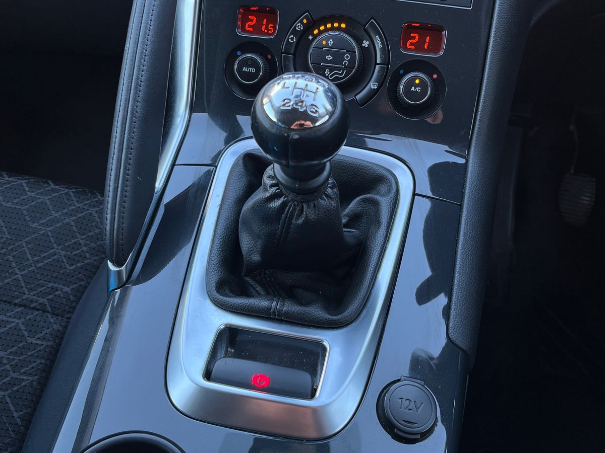 Used Peugeot 3008 2016 for sale - 76643201: Photo 27