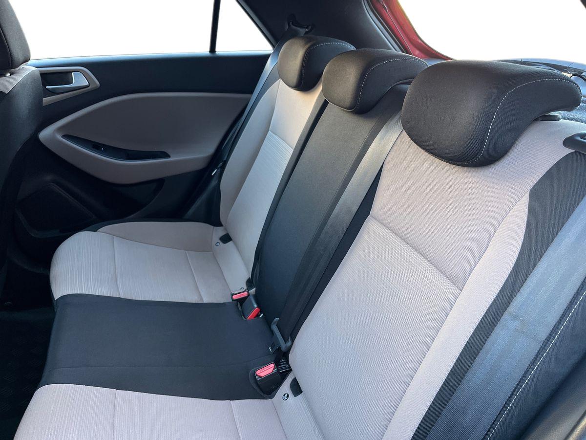 Used Hyundai i20 2015 for sale - 77083220: Photo 10