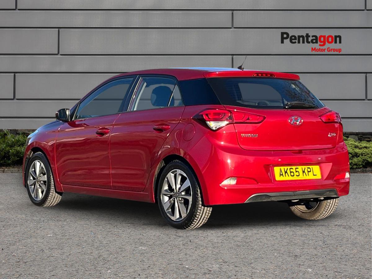 Used Hyundai i20 2015 for sale - 77083220: Photo 2