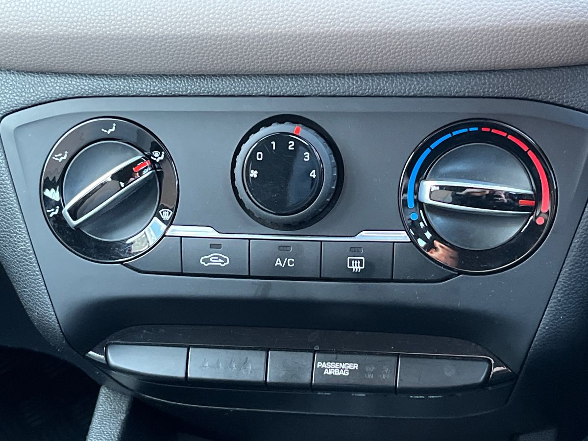 Used Hyundai i20 2015 for sale - 77083220: Photo 20