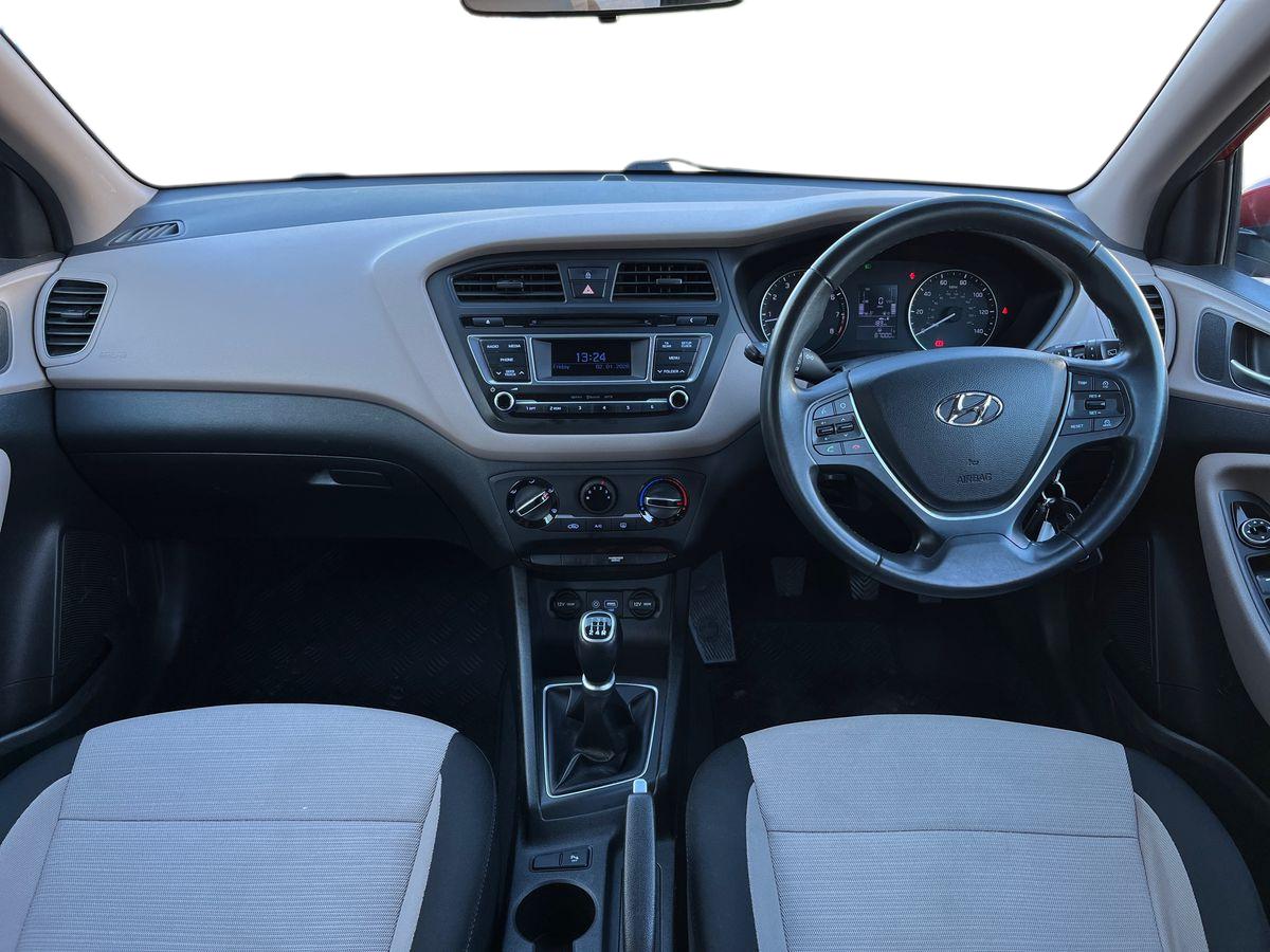 Used Hyundai i20 2015 for sale - 77083220: Photo 7