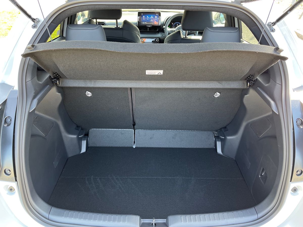 Used Mazda Mazda2 HYBRID 2025 for sale - 76164000: Photo 12