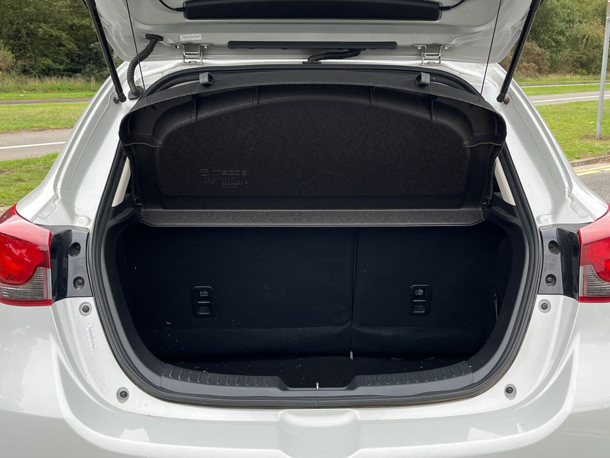 Used Mazda Mazda2 2023 for sale - 76155977: Photo 12