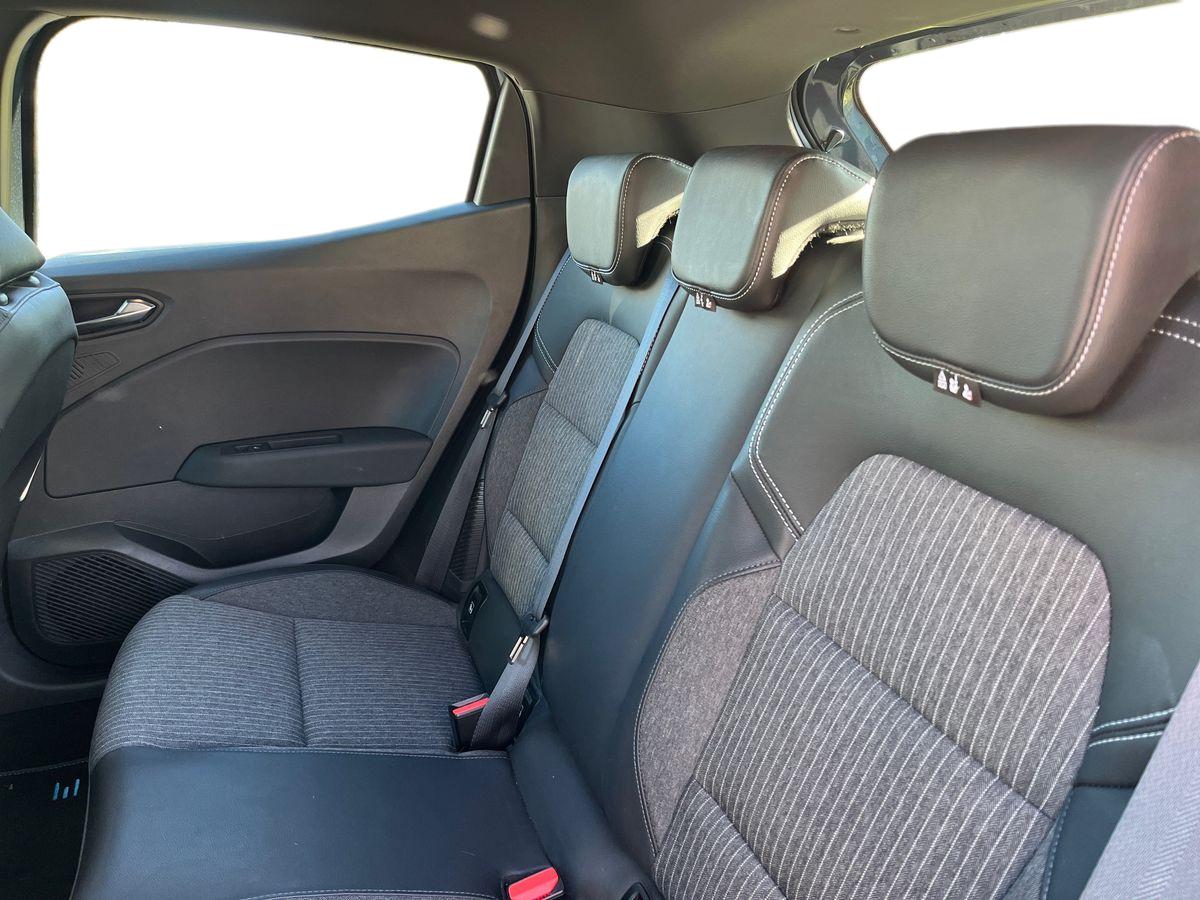 Used Renault Clio 2022 for sale - 76718610: Photo 10