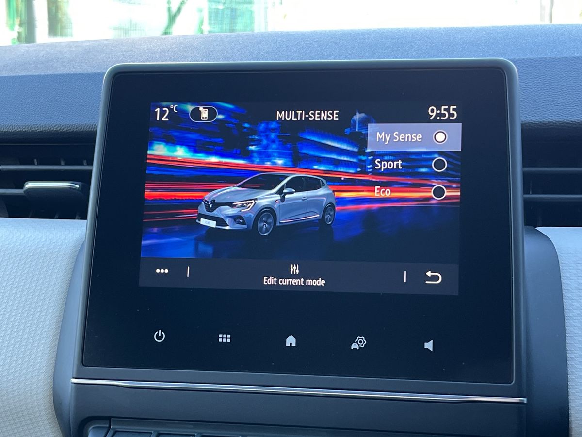 Used Renault Clio 2022 for sale - 76718610: Photo 24