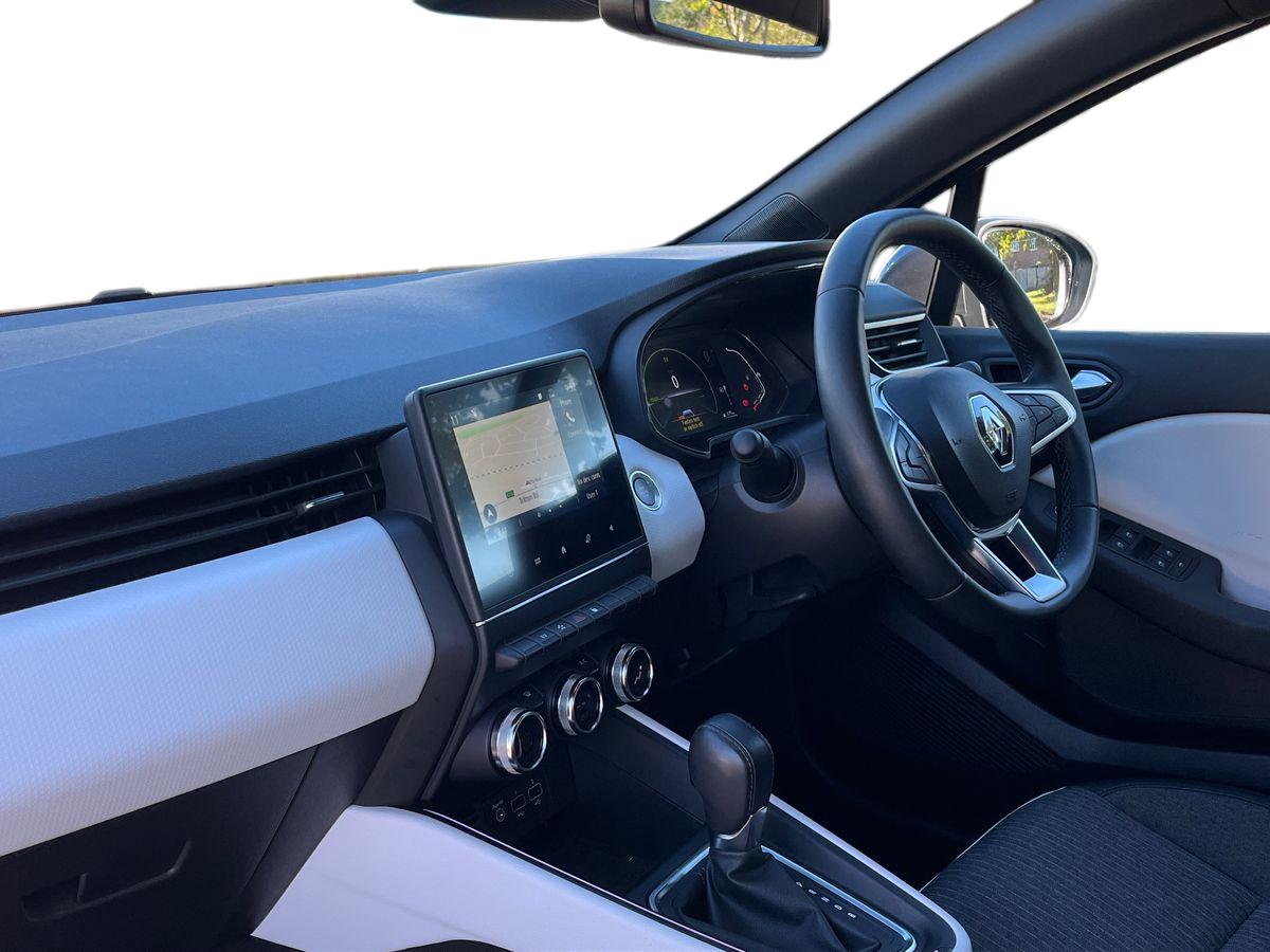 Used Renault Clio 2022 for sale - 76718610: Photo 8