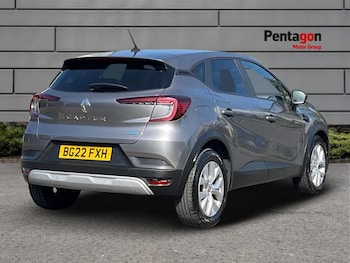 Used Renault Captur 2022 for sale - 75196189: Photo