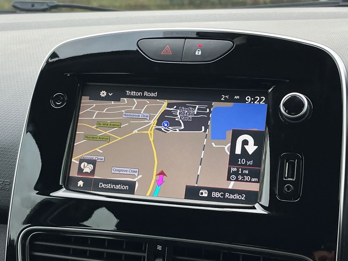 Used Renault Clio 2018 for sale - 76570866: Photo 21