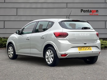 Used Dacia Sandero 2023 for sale - 76280720: Photo