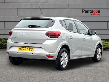 Used Dacia Sandero 2023 for sale - 76280720: Photo