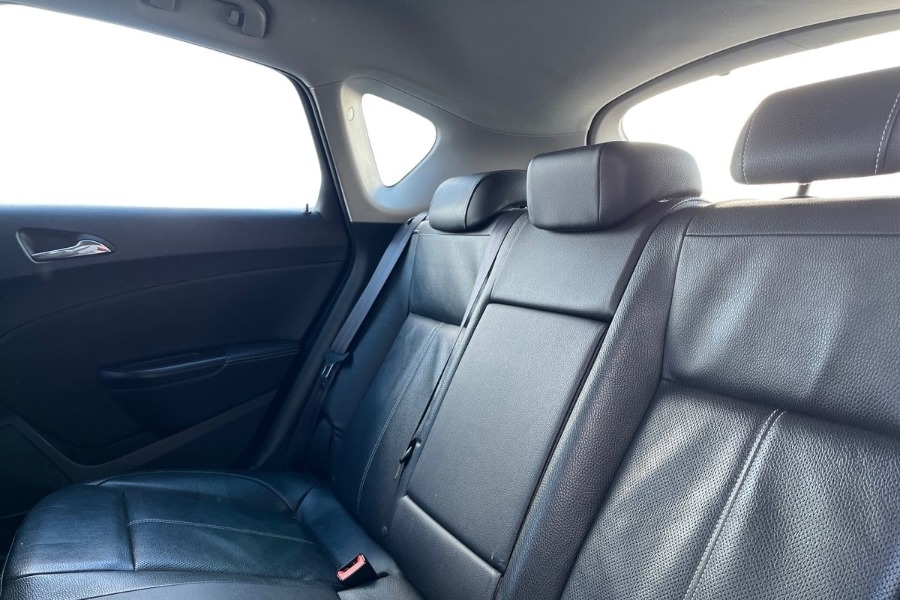 Used Vauxhall Astra 2015 for sale - 76339427: Photo 10