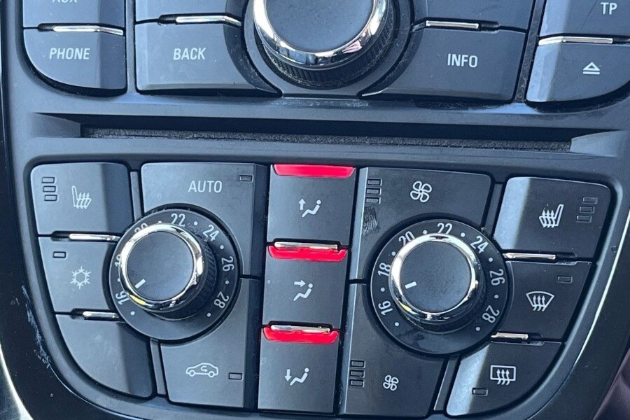 Used Vauxhall Astra 2015 for sale - 76339427: Photo 20