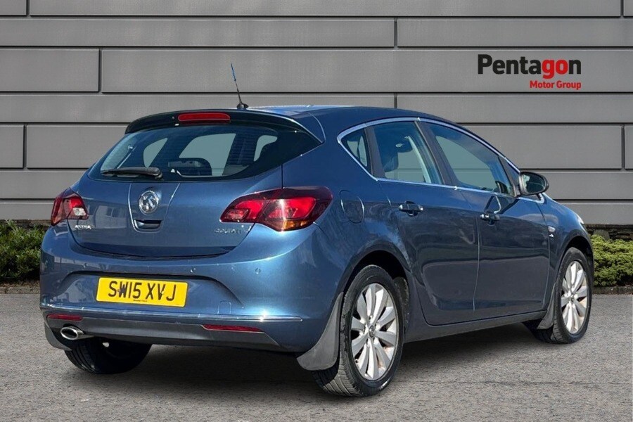 Used Vauxhall Astra 2015 for sale - 76339427: Photo 4