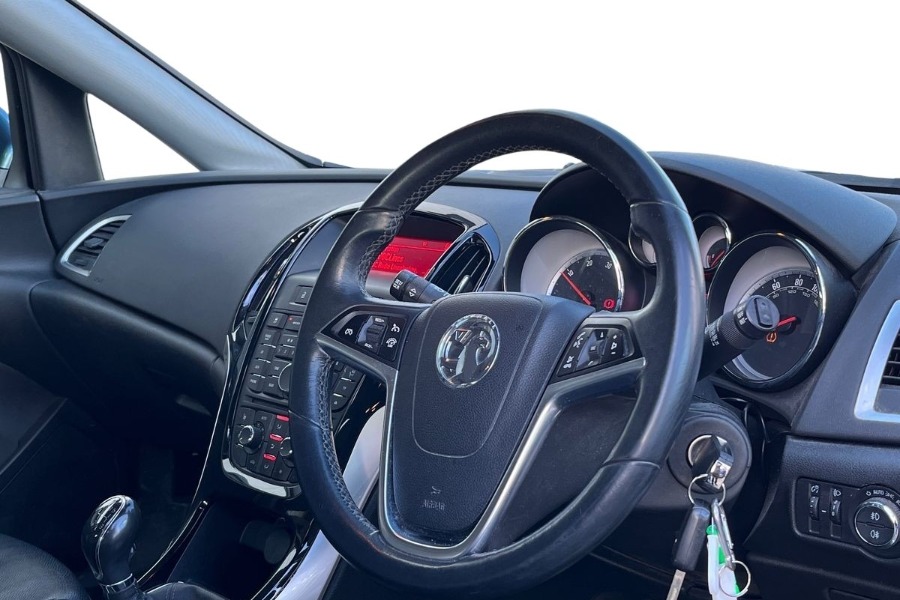 Used Vauxhall Astra 2015 for sale - 76339427: Photo 5