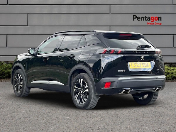 Used Peugeot 2008 2023 for sale - 75348738: Photo 2
