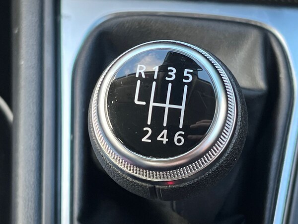 Used Renault Captur 2022 for sale - 76113120: Photo 25