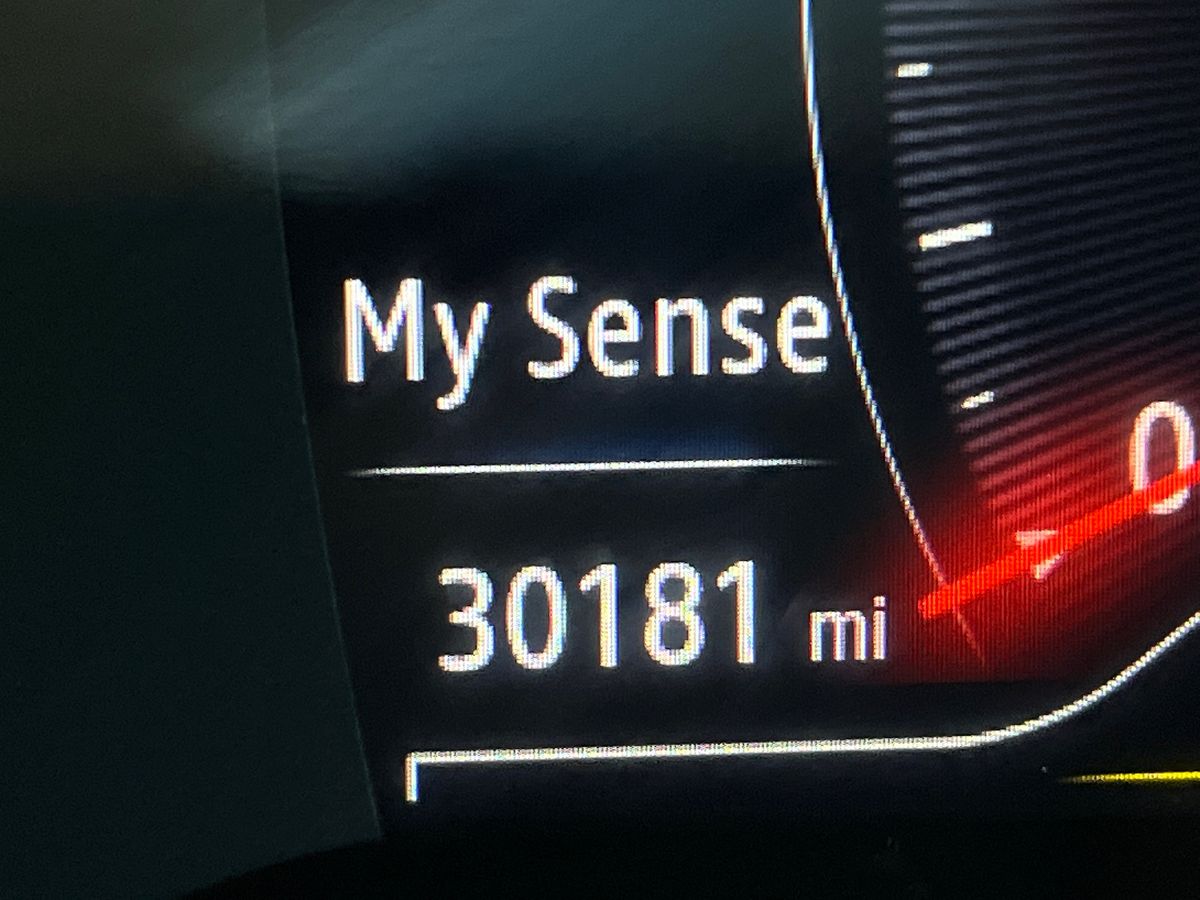 Used Renault Captur 2022 for sale - 76113120: Photo 30