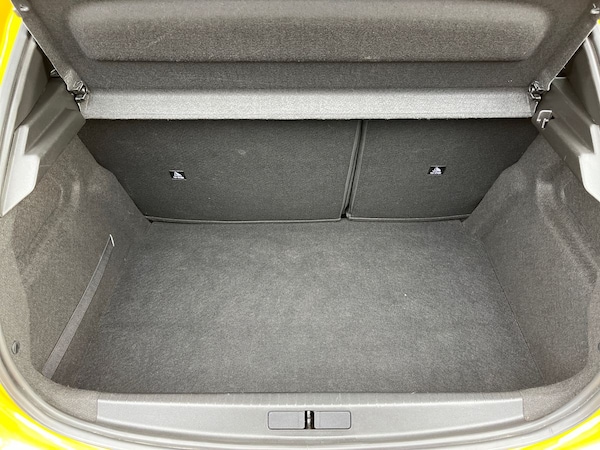 Used Peugeot 208 2023 for sale - 76010822: Photo 11