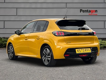 Used Peugeot 208 2023 for sale - 76010822: Photo 2