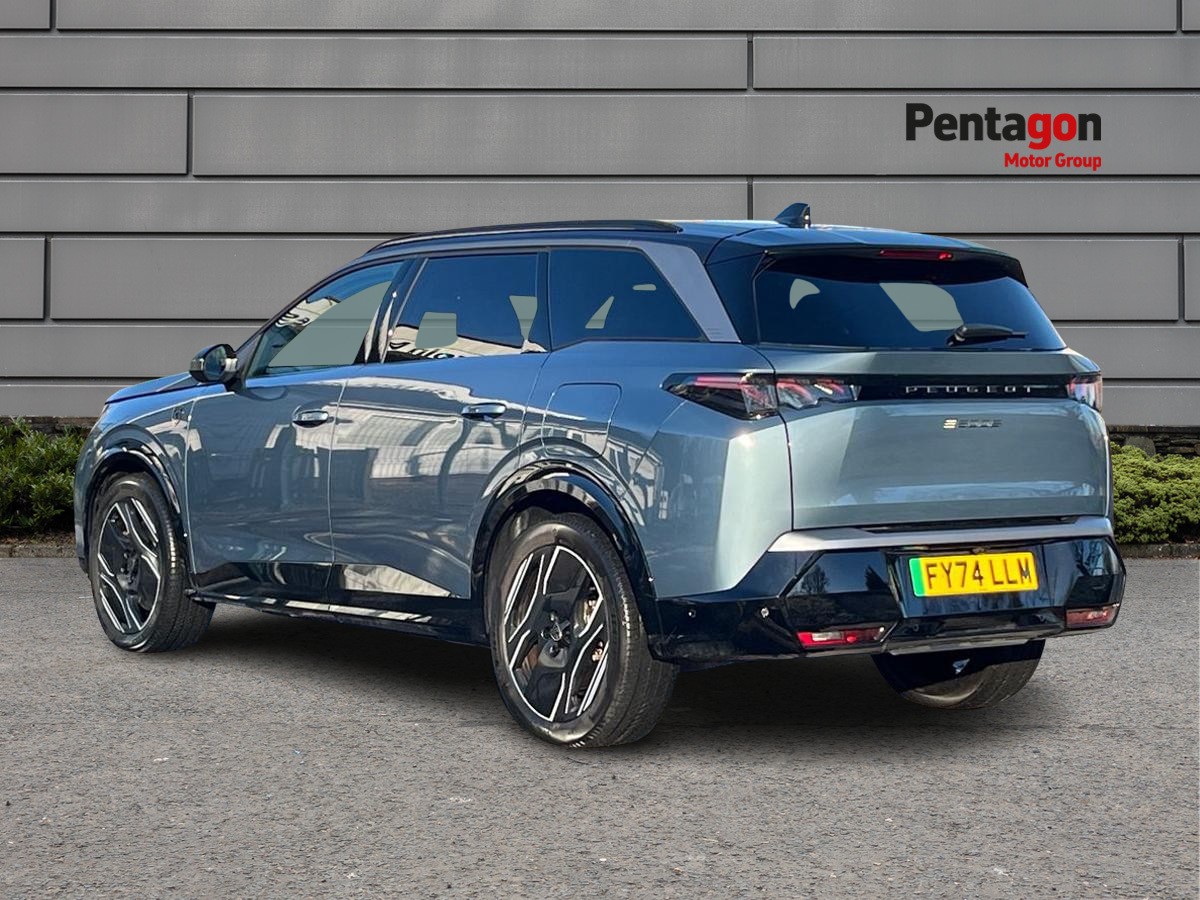 Used Peugeot 5008 2024 for sale - 76686961: Photo 2